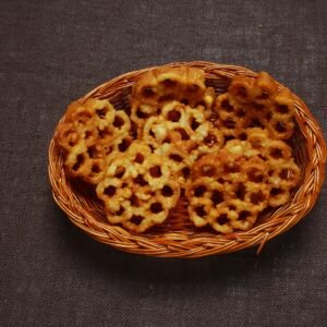 Gulapuvvulu (Flower-shaped Crispy Snacks) - 250g